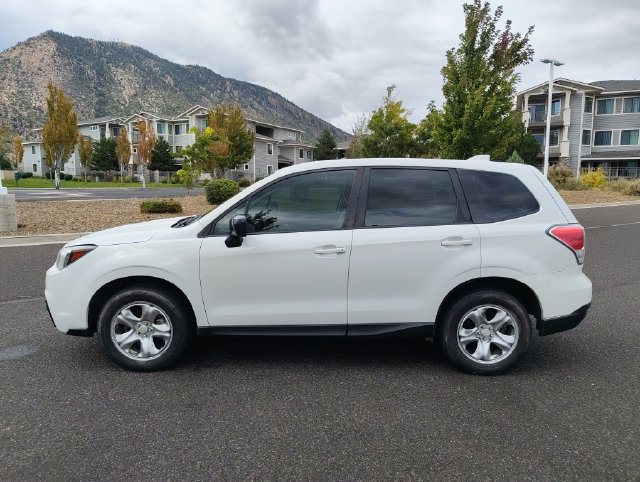 Used 2018 Subaru Forester 2.5i AWD/4WD image 6
