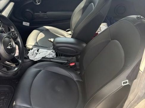 Used 2017 MINI Cooper 2-Door Hardtop FWD image 3