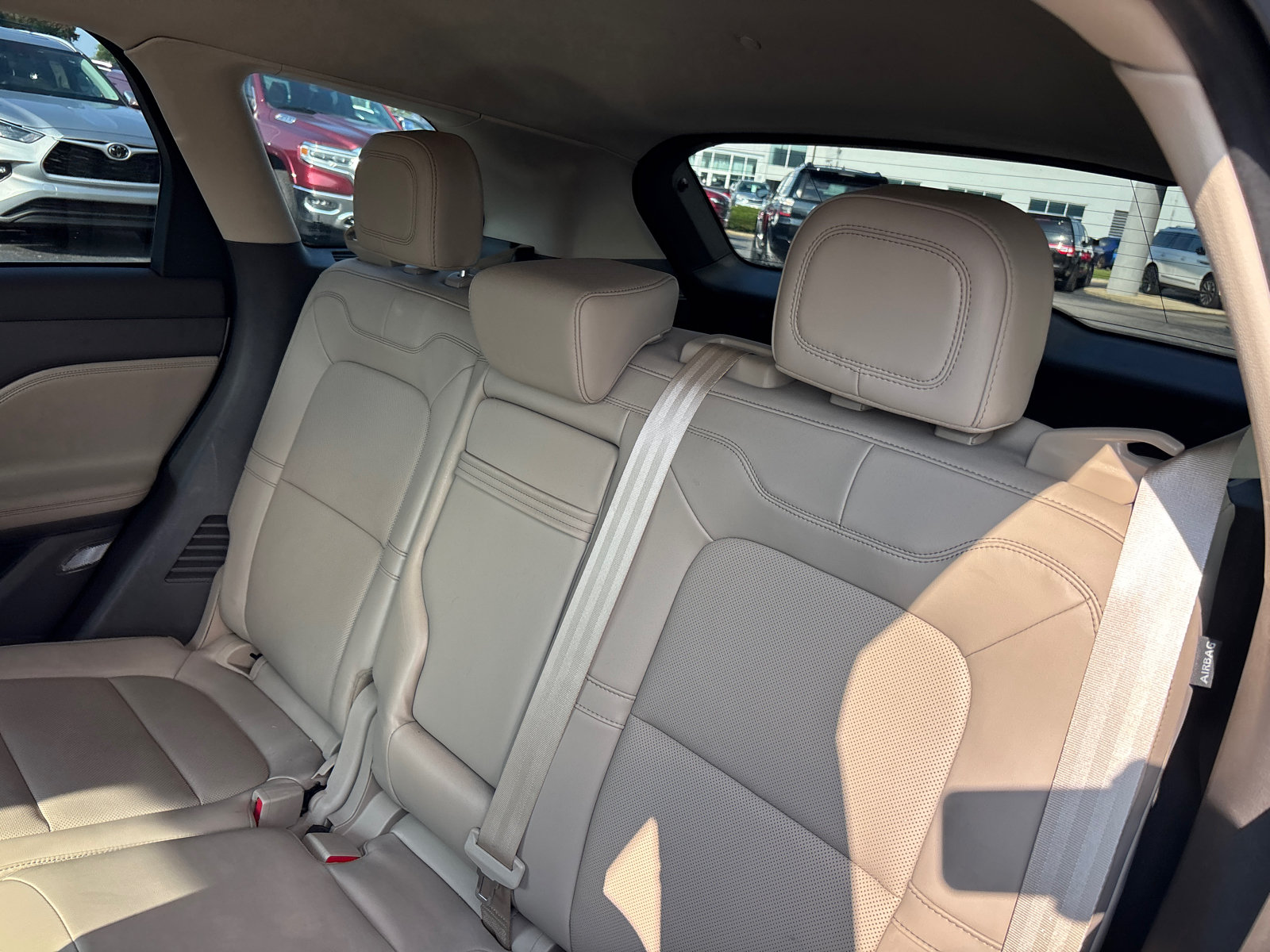 Certified 2022 Lincoln Corsair AWD w/ Equipment Group 101A image 25