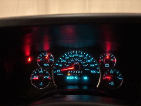 Used 2023 Chevrolet Express 3500 Extended w/ Driver Convenience Package image 13