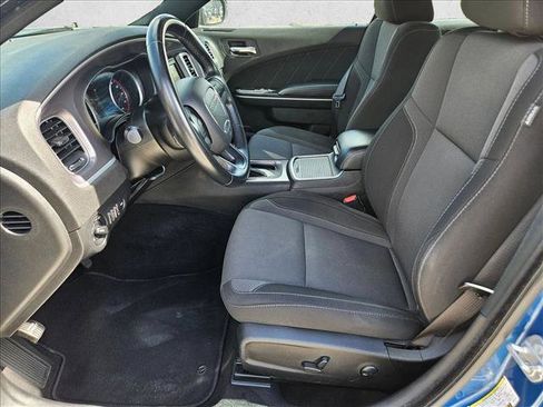 Used 2022 Dodge Charger SXT RWD image 15