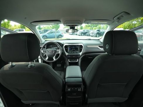 Used 2023 GMC Acadia SLE FWD image 26