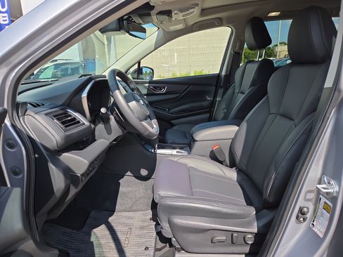 Certified 2025 Subaru Ascent Limited AWD/4WD image 10