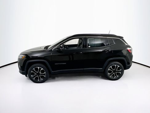 Used 2022 Jeep Compass Limited image 8