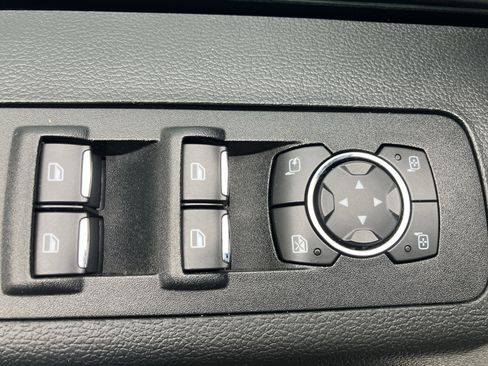 Used 2019 Ford F150 Lariat w/ Equipment Group 502A Luxury image 21