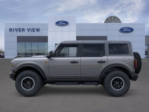 New 2026 Ford Bronco Badlands AWD/4WD image 3