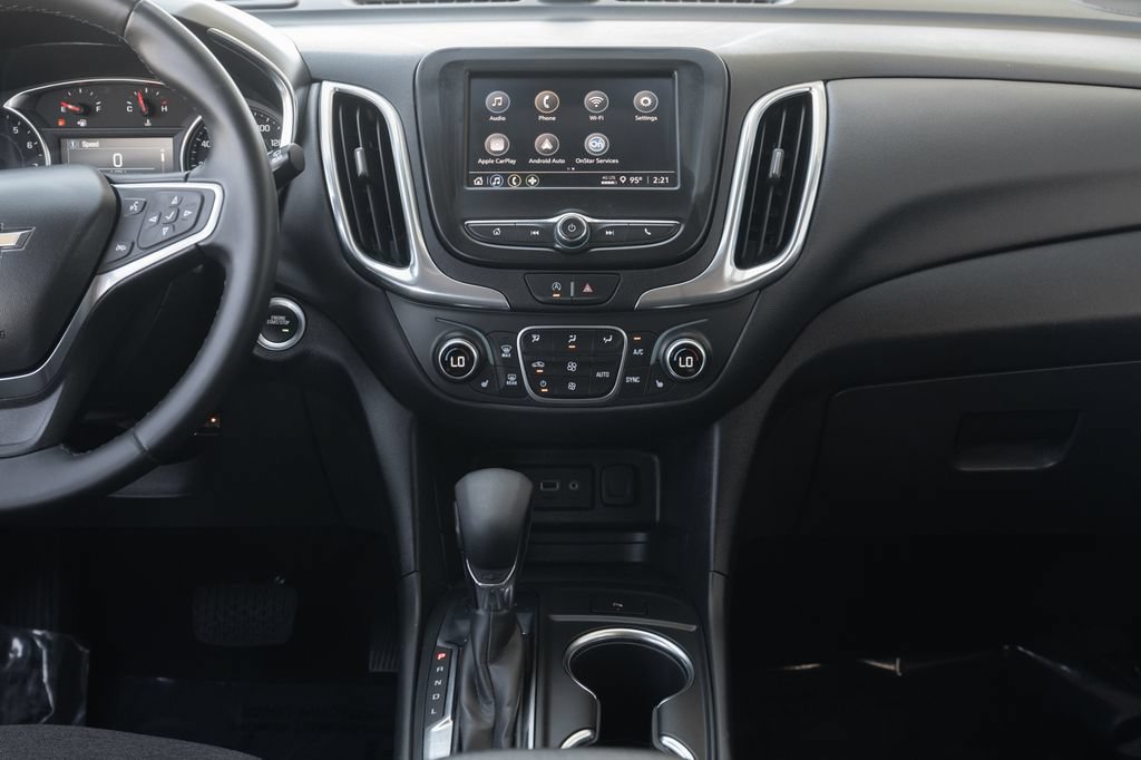 Used 2024 Chevrolet Equinox LT FWD image 28