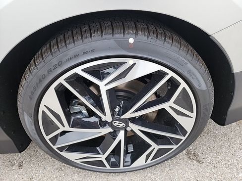 New 2025 Hyundai Ioniq 6 SEL image 11