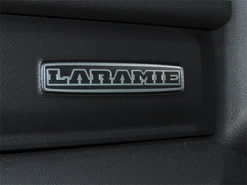 Used 2022 RAM 1500 Laramie w/ Sport Appearance Package image 22