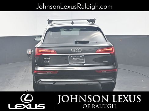 Used 2023 Audi Q5 2.0T Premium w/ Convenience Package image 8