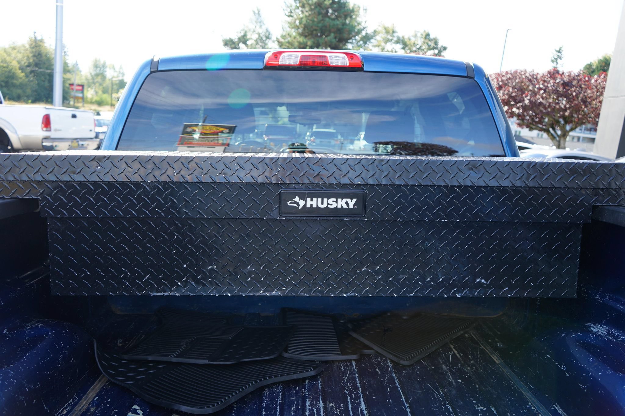 Used 2018 Chevrolet Silverado 1500 LT w/ LT Eassist Package AWD/4WD image 5