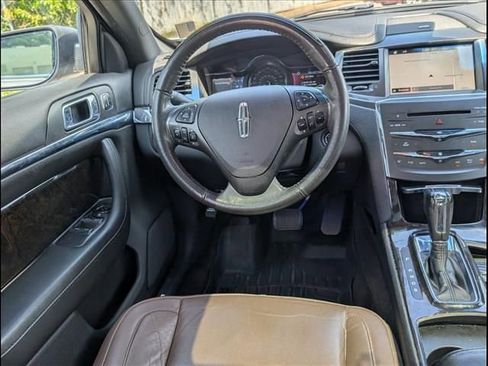 Used 2016 Lincoln MKS AWD w/ Equipment Group 101A image 4