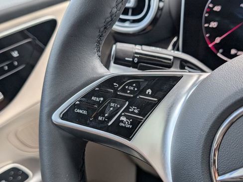 Used 2026 Mercedes-Benz GLC 300 4MATIC image 30