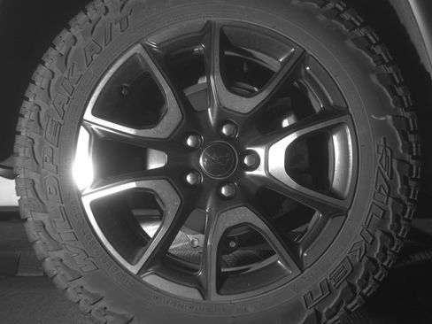 Used 2025 Jeep Compass Trailhawk AWD/4WD image 15