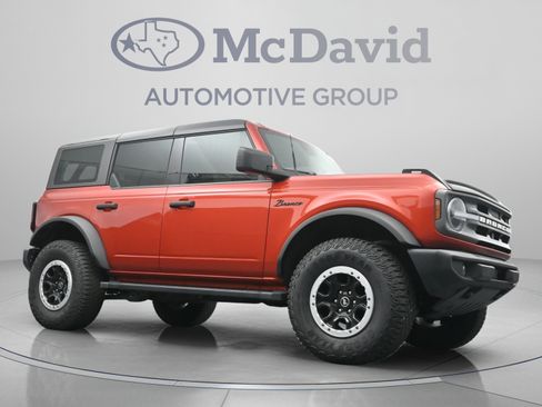 Used 2023 Ford Bronco Big Bend w/ Sasquatch Package AWD/4WD image 24