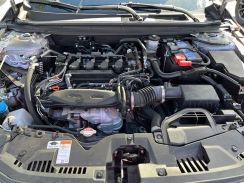 Used 2023 Honda Accord LX image 5