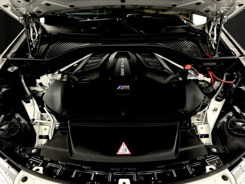 Used 2016 BMW X6 M image 50