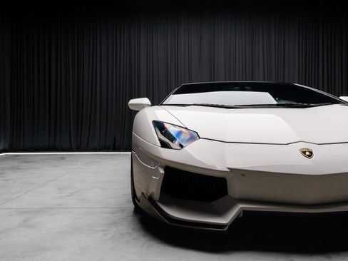Used 2013 Lamborghini Aventador LP 700-4 image 28