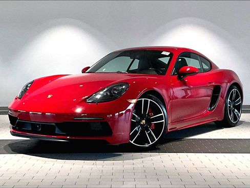 Used 2024 Porsche 718 Cayman GTS image 1