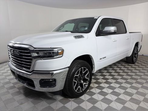 Used 2025 RAM 1500 Laramie image 3