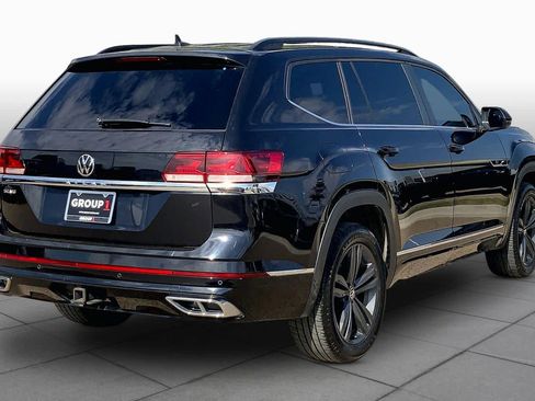 Used 2021 Volkswagen Atlas SE w/ Panoramic Sunroof Package FWD image 13