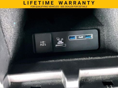Used 2020 Land Rover Range Rover Evoque SE AWD/4WD image 29