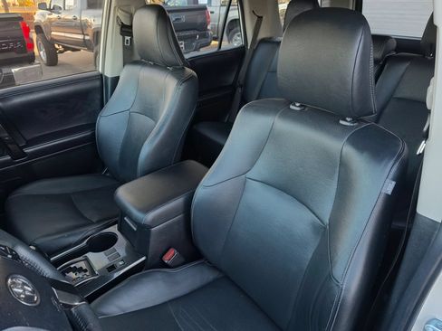 Used 2019 Toyota 4Runner Limited AWD/4WD image 15