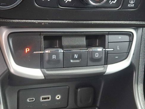 Certified 2023 GMC Terrain SLE w/ Driver Convenience Package AWD/4WD image 15
