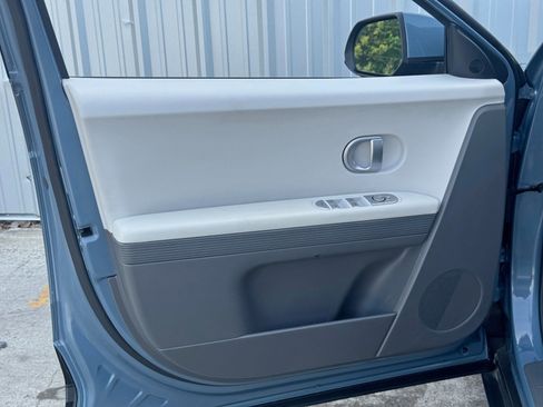 Used 2023 Hyundai Ioniq 5 SE image 36