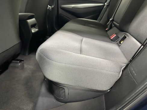 Used 2025 Toyota Corolla LE image 44