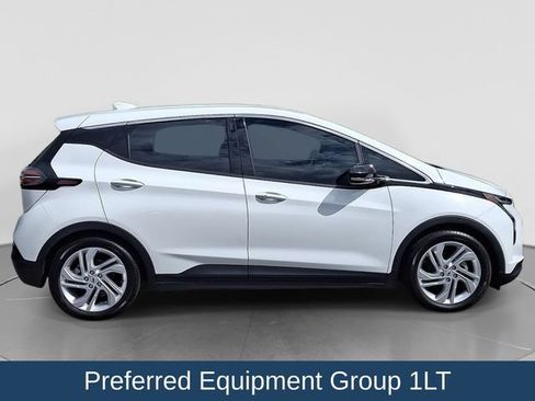 Used 2023 Chevrolet Bolt LT w/ Driver Confidence Package FWD image 9