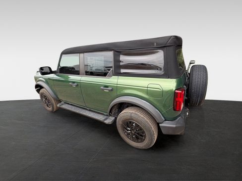 Used 2023 Ford Bronco 4-Door AWD/4WD image 6