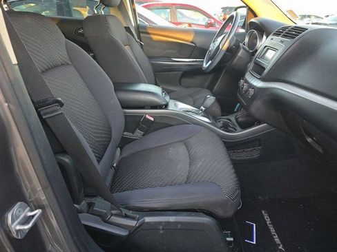 Used 2013 Dodge Journey SXT w/ Flexible Seating Group image 9