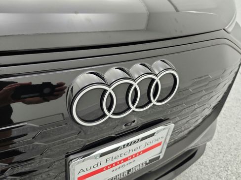 Used 2025 Audi Q6 e-tron Premium Plus w/ Premium Plus RWD image 20