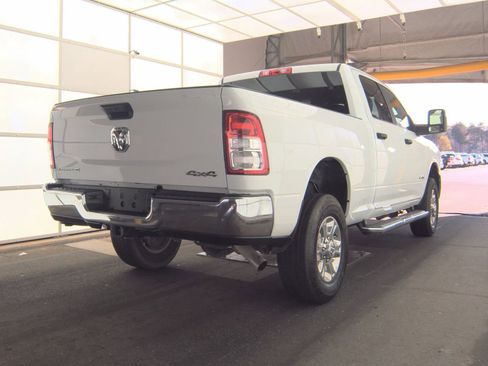 Used 2024 RAM 2500 Big Horn w/ Bed Utility Group image 8