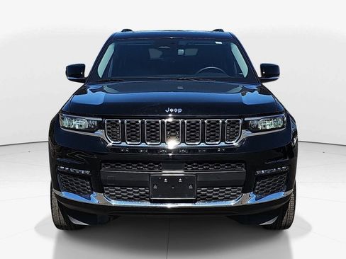 Used 2023 Jeep Grand Cherokee L Limited image 11