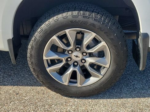 Used 2021 Chevrolet Silverado 1500 RST w/ True North Edition Plus AWD/4WD image 5