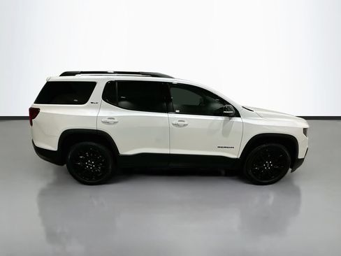 Certified 2022 GMC Acadia SLT w/ Elevation Edition FWD image 8
