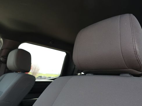 Used 2025 Toyota Tundra SR AWD/4WD image 14