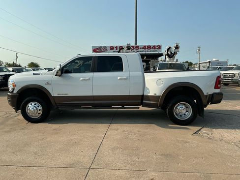 Used 2023 RAM 3500 Limited AWD/4WD image 1