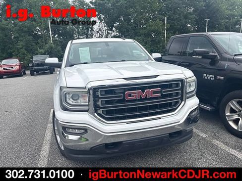 Used 2016 GMC Sierra 1500 SLE w/ SLE Preferred Package AWD/4WD image 3