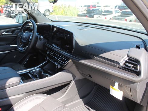 New 2026 Chevrolet Traverse High Country w/ LPO, Floor Liner Package image 17