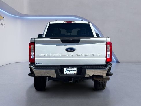 Used 2024 Ford F250 XLT w/ FX4 Off-Road Package AWD/4WD image 4
