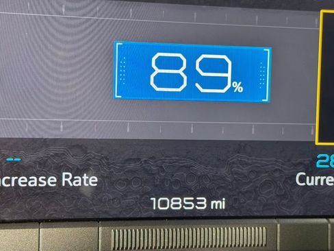 Used 2025 GMC Hummer EV 2X image 22