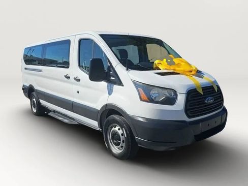 Used 2017 Ford Transit 350 XL image 15