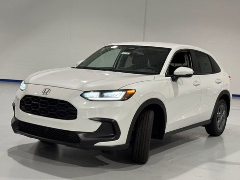 New 2026 Honda HR-V LX image 16