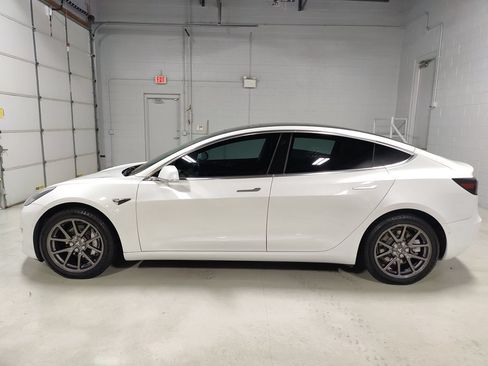 Used 2019 Tesla Model 3 Performance AWD/4WD image 17