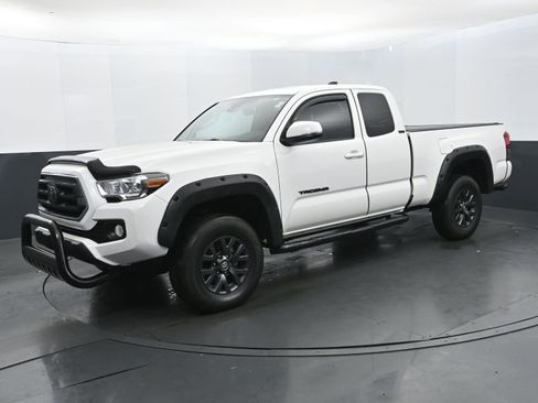 Used 2023 Toyota Tacoma SR5 image 1