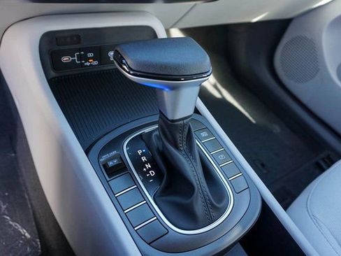 New 2026 Hyundai Kona SE FWD image 15