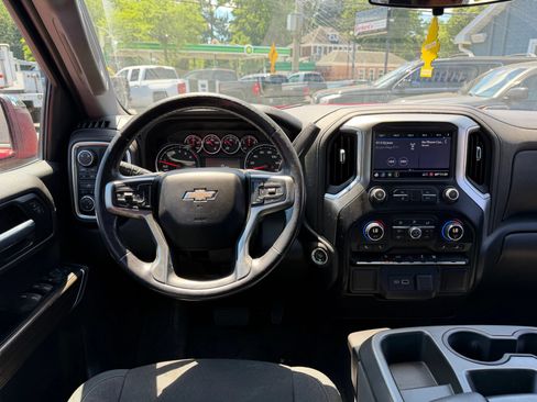 Used 2019 Chevrolet Silverado 1500 LT w/ All-Star Edition AWD/4WD image 8